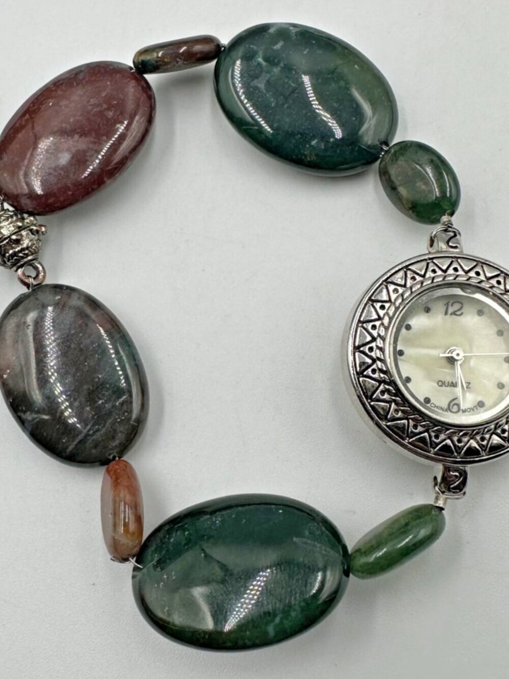 Beaded Band Watch Women Silver Tone Green Stones Magnetic Clasp New Battery
